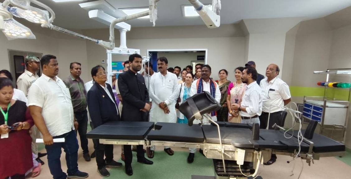 Angul Gets Major Healthcare Boost with ICU, Modular OTs and Free Ambulance Service